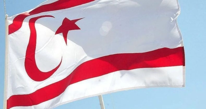 Ekonomi Y&ouml;netimi KKTC'nin Kuruluşunun 42. Yılını Kutladı