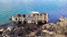 Elazığ'da Şok Edici Kaza: Beton Mikseri Göle Düştü! 1 Yaralı