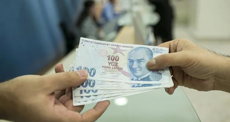 Emeklilere Eşit Zam Beklentisi