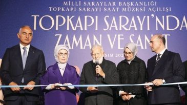 Emine Erdoğan, Topkapı Sarayı Saat M&uuml;zesi&rsquo;ni a&ccedil;tı