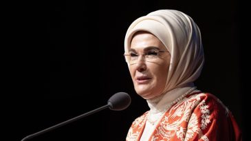 Emine Erdoğan'dan 20 Kasım D&uuml;nya &Ccedil;ocuk Hakları G&uuml;n&uuml; Mesajı