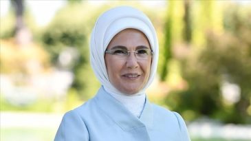 Emine Erdoğan'dan 24 Kasım &Ouml;ğretmenler G&uuml;n&uuml; Mesajı