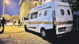 Engelli Kızını Öldürüp İntihar Etti