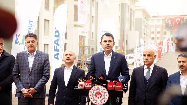 Enkazı yuvaya çevirdik