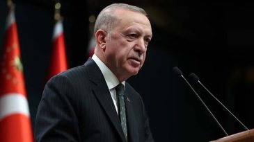 Erdoğan'dan Şehit Babasına Taziye Ziyareti