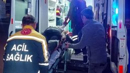 Erzurum'da Kız Ka&ccedil;ırma Kavgası Kanlı Bitti: Baba ve Oğlu Yaralandı!