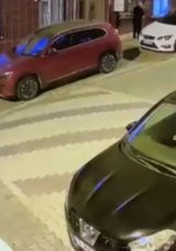 Esenyurt'ta Silahlı Saldırı: İki Arkadaşa A&ccedil;ık Hava Saldırısı!