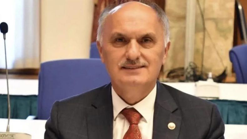 Eski AK Parti Milletvekili Cemal &Ouml;zt&uuml;rk vefat etti