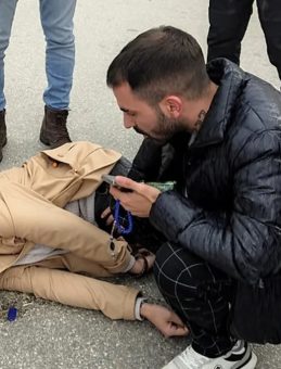 Eskişehir'de Şok Eden Olay: Bir Adam Aniden Yere Düştü!