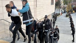 Eskişehir'de Su&ccedil; &Ouml;rg&uuml;t&uuml;ne Baskın: 20 G&ouml;zaltı!