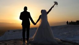 Evli &ccedil;ift &ouml;ğrenince soluğu savcılıkta aldı! Yargıtay'dan d&uuml;ğ&uuml;n fotoğraf&ccedil;ısına k&ouml;t&uuml; haber | 'Yaptığımın su&ccedil; olduğunu bilmiyordum'