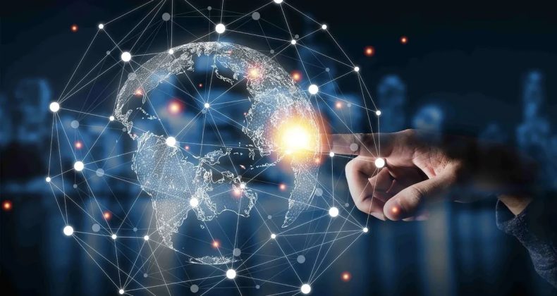 Fabrikadan Yazılıma Teknolojiyle B&uuml;y&uuml;yen Ekonomi