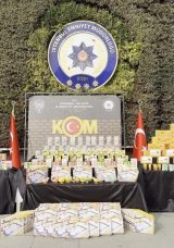 Fatih'te 2 Depoya 'Oyuncak' Operasyonu: Piyasa Değeri 50 Milyon Lira!