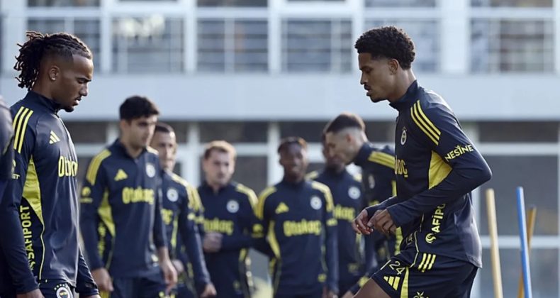 Fenerbahçe, Beşiktaş Derbisi İçin Kampa Girdi