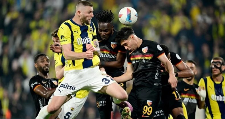 FENERBAH&Ccedil;E KAYSERİSPOR CANLI | Fenerbah&ccedil;e, Kayserispor'u ağırlıyor! Tedesco'nun kadrosu belli oldu&hellip;