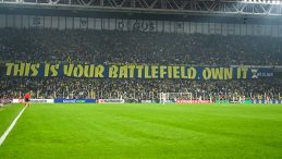 Fenerbah&ccedil;e Taraftarından Galatasaray Derbisi İ&ccedil;in &Ouml;zel Pankart!