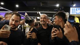 Fenerbah&ccedil;e&rsquo;nin Efsane Futbolcuları Derbi &Ouml;ncesi Buluştu