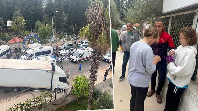 Fethiye'de Midibüs ile Kamyon Çarpıştı: 22'si Öğrenci, 23 Yaralı