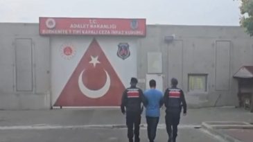 FET&Ouml;'n&uuml;n G&uuml;ncel Yapılanmasına Operasyon: 92 G&ouml;zaltı