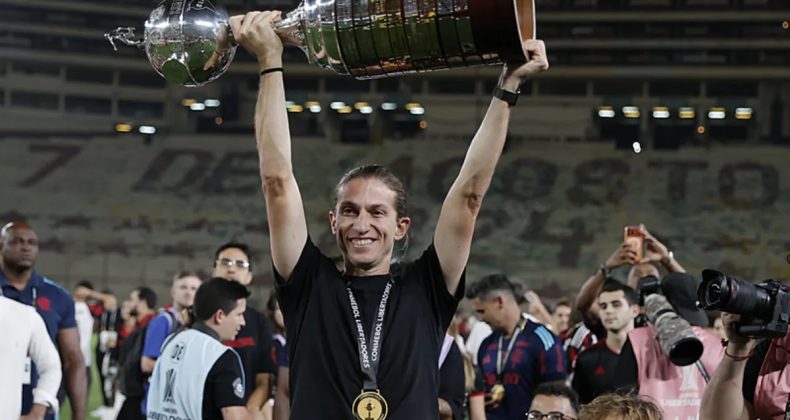 Filipe Luis, Teknik Direkt&ouml;rl&uuml;k Kariyerinde 5. Kupasını Kazandı