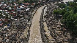 Filipinler’deki Facia: Can Kaybı Arttı, Askeri Helikopter Düştü