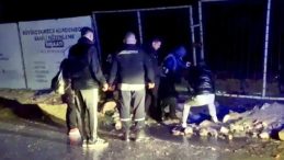 Fırtına Balık&ccedil;ıyı Denizde Yakaladı