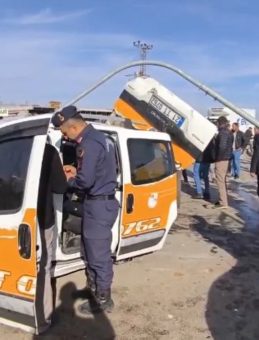 Freni Patlayan Tır, Ticari Taksiyi Biçti! Feci Kazada 4 Kişi Hayatını Kaybetti, 1 Kişi Ağır Yaralı