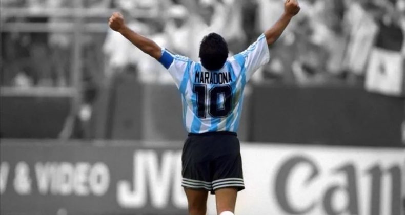 Futbol Efsanesi Maradona, &Ouml;l&uuml;m&uuml;n&uuml;n 5. Yılında Anılıyor