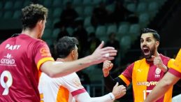 Galatasaray, Fenerbah&ccedil;e&rsquo;yi Karar Setinde Yendi!