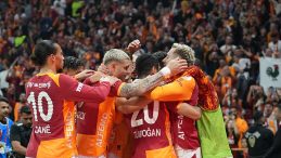 Galatasaray, Lig'de İki Ma&ccedil; Sonra Galip Geldi