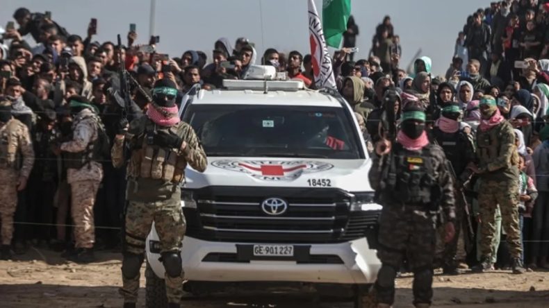 Gazze Sağlık Bakanlığı: 15 Filistinli Esirin Naaşı Teslim Edildi