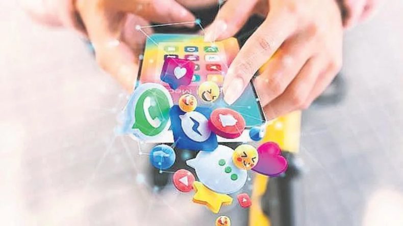 Gen&ccedil;ler Sosyal Medya Yasağına Tepki G&ouml;sterdi