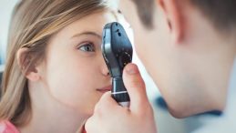 G&ouml;zleriniz gizli hastalıkların habercisi! Eğer bu şekilde g&ouml;r&uuml;n&uuml;yorsa&hellip;