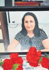 G&uuml;lşen &Ouml;ğretmen&rsquo;e Y&uuml;rek Burkan Veda