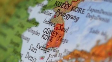 G&uuml;ney Kore&rsquo;de &ccedil;&ouml;ken santralde kurtarma &ccedil;alışmaları: 2 kule patlatıldı