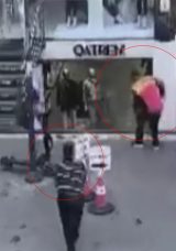 G&uuml;ng&ouml;ren'de Sokak Ortasında Dehşet: Tartıştığı Kişiye Silah Sıktı!
