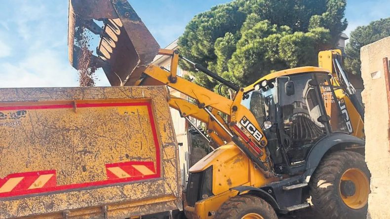 Hafriyat Çalışmaları Kartal'da Devam Ediyor