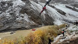 Hakkari'de Ara&ccedil; Zap Suyu'na D&uuml;şt&uuml;: 2 Kişi Hayatını Kaybetti