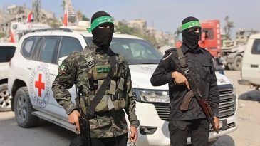 Hamas, 3 Esirin Cenazesini İsrail&rsquo;e Teslim Etti