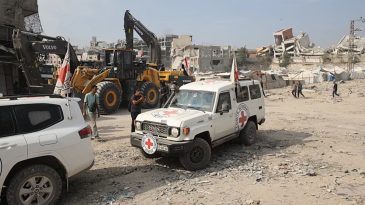 Hamas, Gazze&rsquo;deki İsrailli Bir Esirin Cesedini Kızılha&ccedil;&rsquo;a Teslim Etti