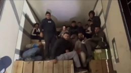 Hatay'da Yasadışı Yollarla &Uuml;lkeye Giren 16 Ka&ccedil;ak G&ouml;&ccedil;men Yakalandı