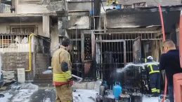 Hatay'da iş yerinde yangın &ccedil;ıktı: &Uuml;st kattaki daireye yayıldı!