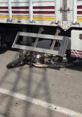 Hatay'da Y&uuml;rek Burkan Kaza: Motosiklet TIR'a &Ccedil;arptı, Hayatını Kaybetti!