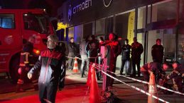 Hatay&rsquo;da Yangın Felaketi: İki Kişi Hayatını Kaybetti, On D&ouml;rt Kişi Yaralandı