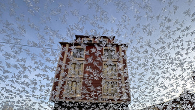 Hava Sıcaklığı Sıfırın Altında 8 Derece! Kent Buz Tutmaya Başladı