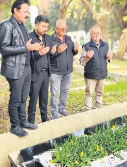 Hıncal Uluç Mezarı Başında Anıldı