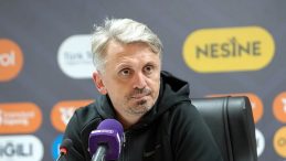 ikas Eyüpspor Teknik Direktörü Orhan Ak: "Bir puan bizim için iyi olabilirdi"