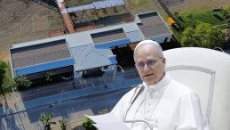 İl&ccedil;edeki Hazırlıklar Tamam: Papa'nın Ziyareti &Ouml;ncesi &Ouml;zel Stat&uuml; Kazandı!