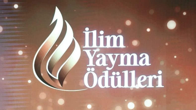 İlim Yayma &Ouml;d&uuml;lleri 2025'e Geri Sayım Başladı: &Uuml;&ccedil; Farklı Kategoride &Ouml;d&uuml;ller Dağıtılacak