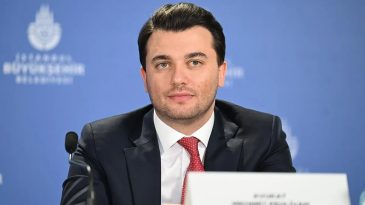 İmamoğlu'nun Avukatı Pehlivan'dan &Ouml;rg&uuml;t İ&ccedil;i Temizlik Talimatı: "Tedbirini Aldın mı, Sen de Listedesin!"